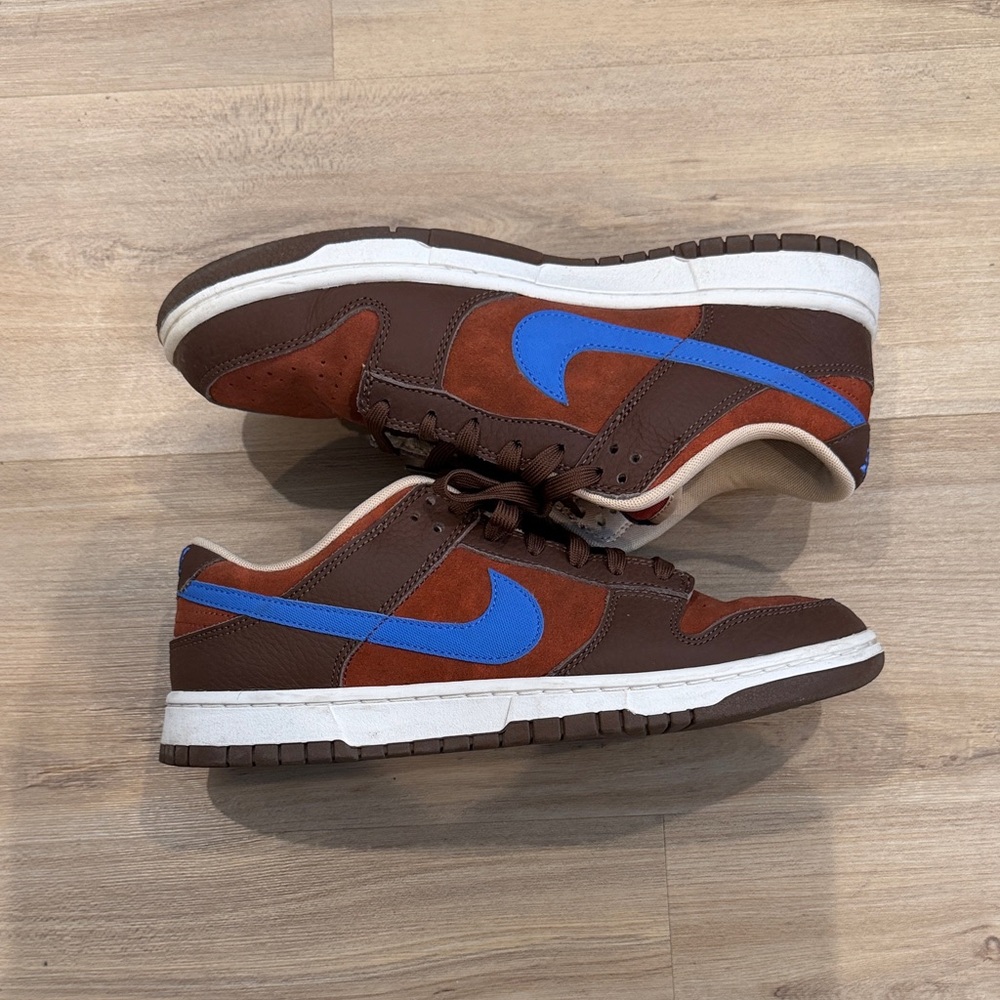 Nike Brown and Blue Low-Top Sneakers